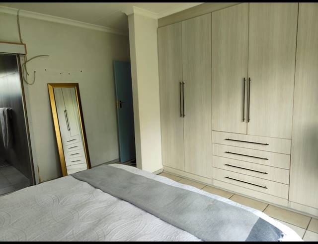 3 BEDROOM HOUSE TO LET IN WALDRIFT